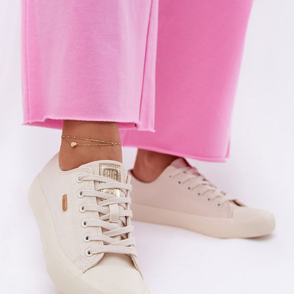  Sneakers model 211351 Step in style 